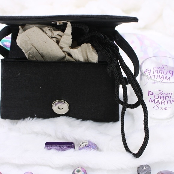 SMALL Black purse satin - Picture 3 of 3